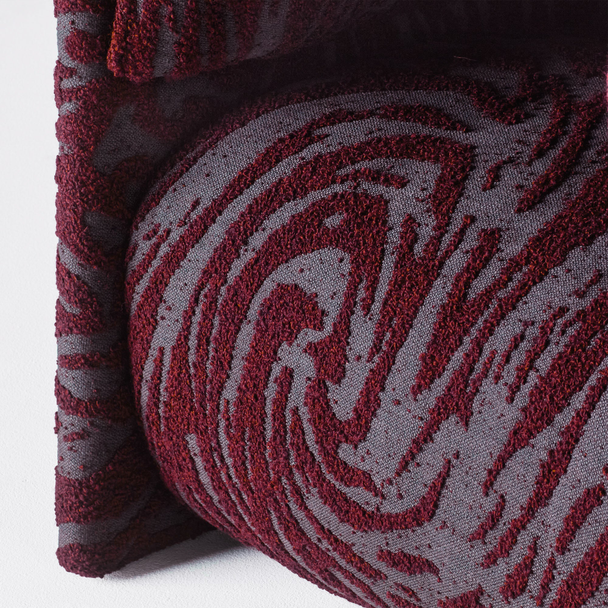 Fotel DECADENT burgundowy boucle - Image 6