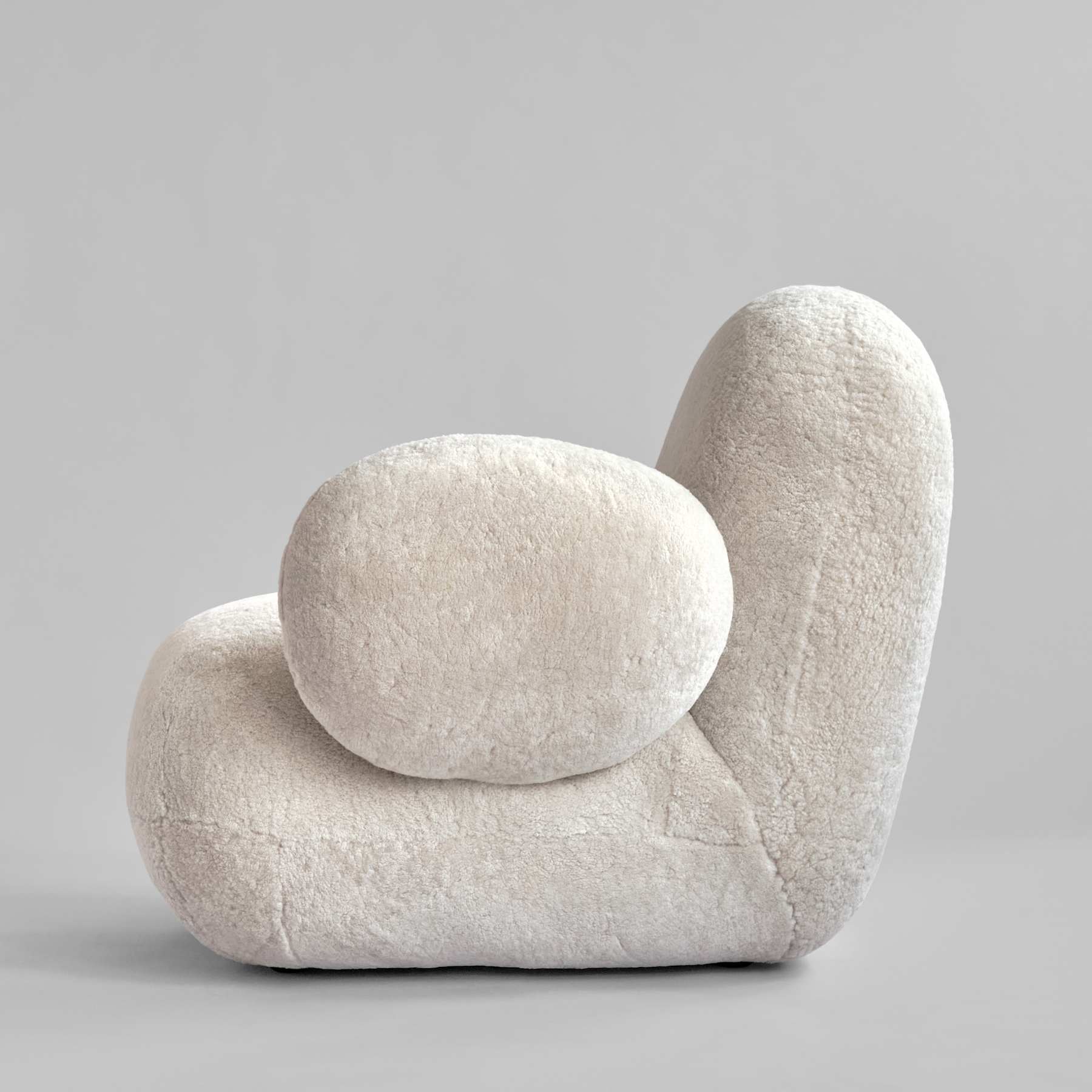 Fotel w tkaninie Sheepskin TOE FLAT złamana biel - Image 5