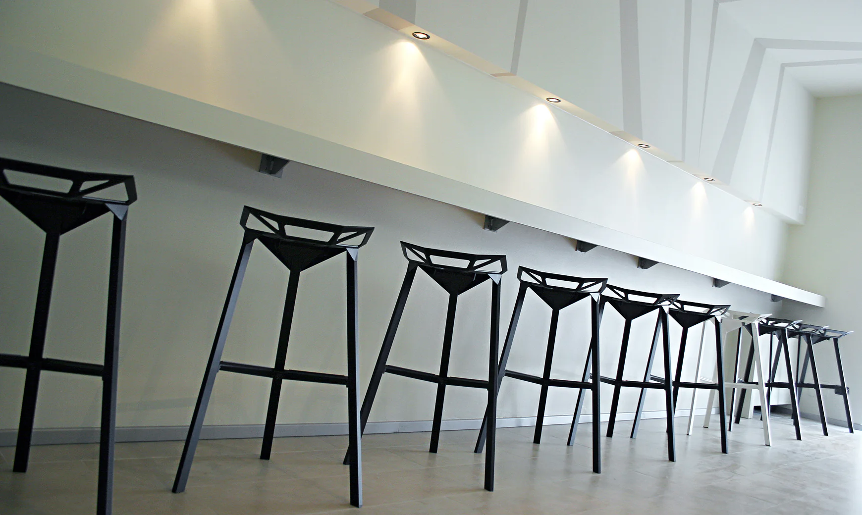 Hoker STOOL_ONE czerwony - Image 7