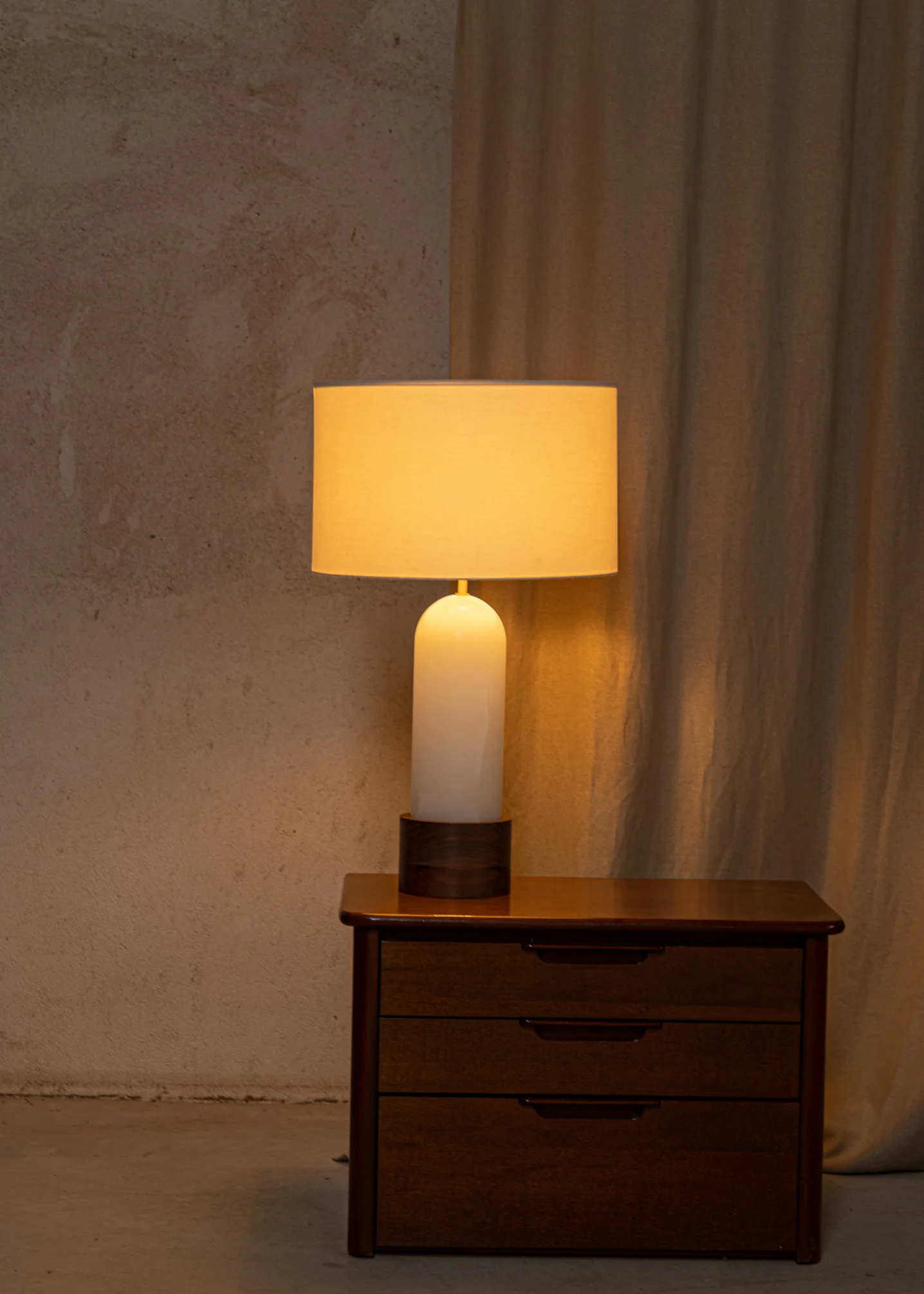 Lampa stołowa PURA KELO biały alabaster - Image 7