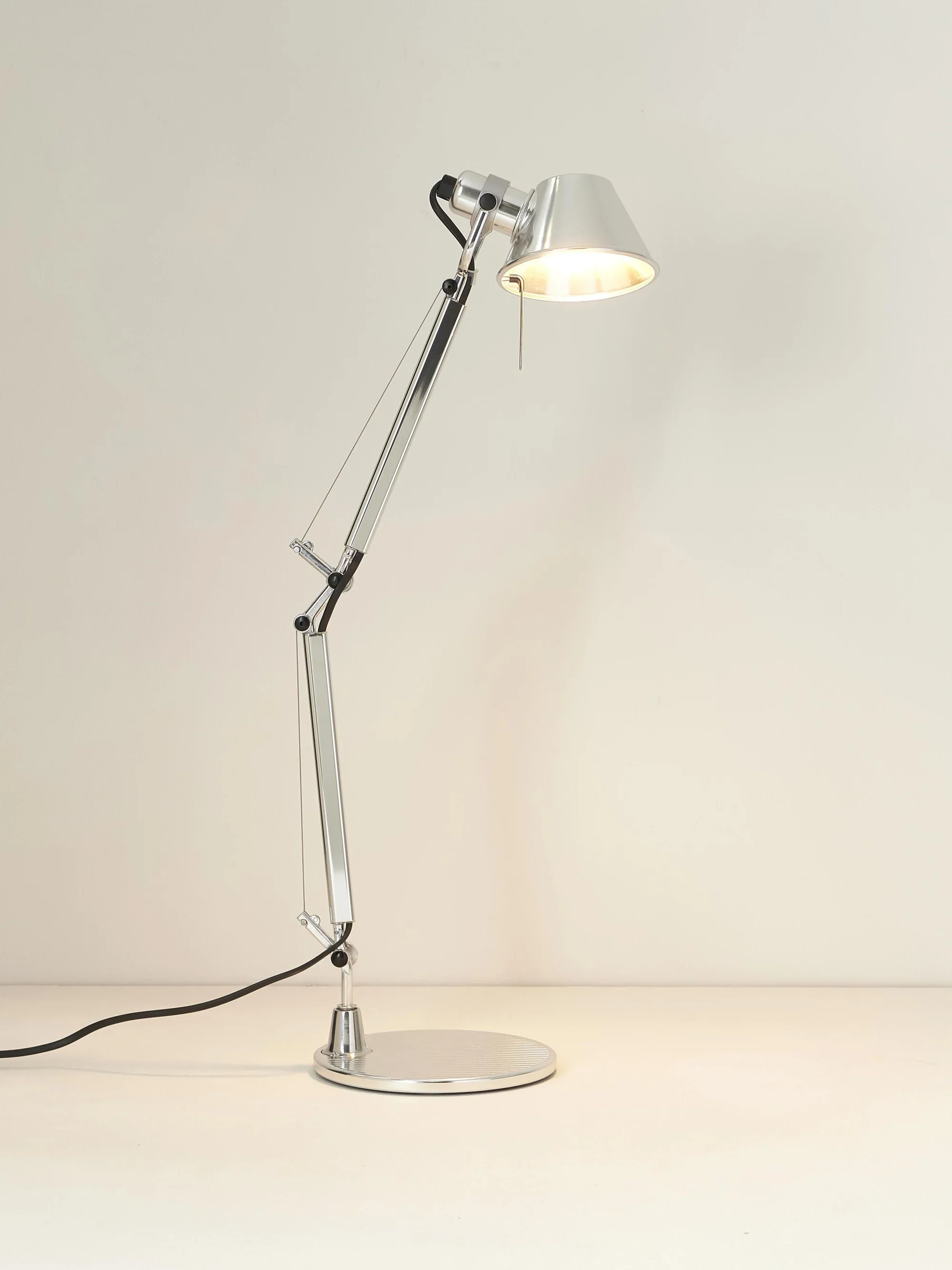 Lampa biurkowa regulowana TOLOMEO MICRO błyszczący srebrny - Image 9