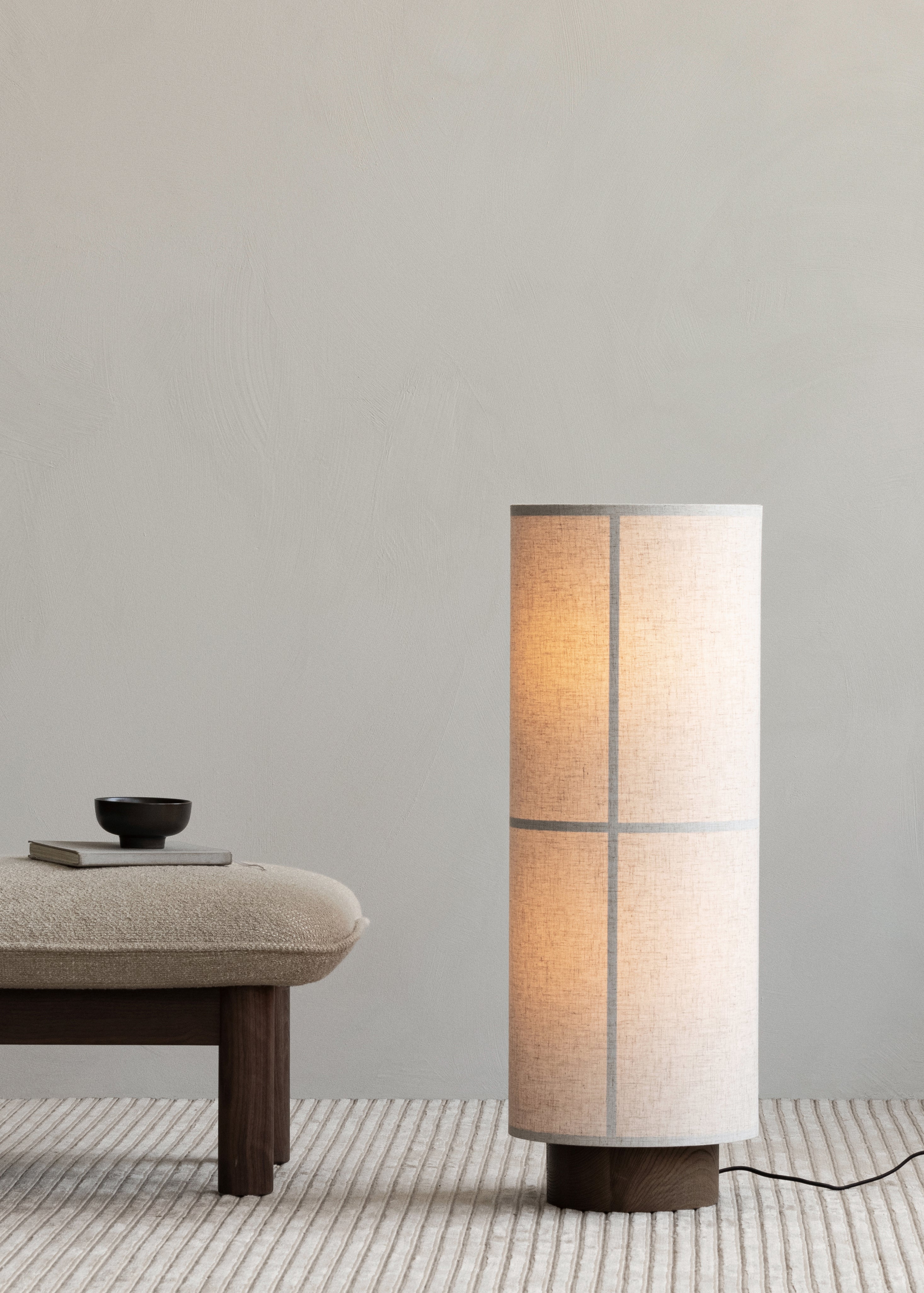 Lampa podłogowa HASHIRA len z jesionową podstawą - Image 5