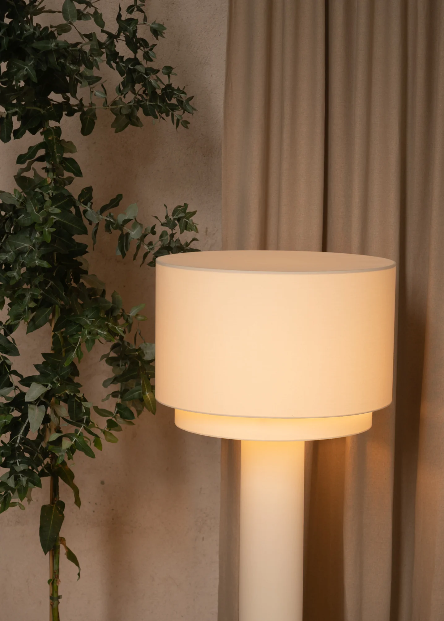 Lampa podłogowa KOLUMNO biały alabaster - Image 4