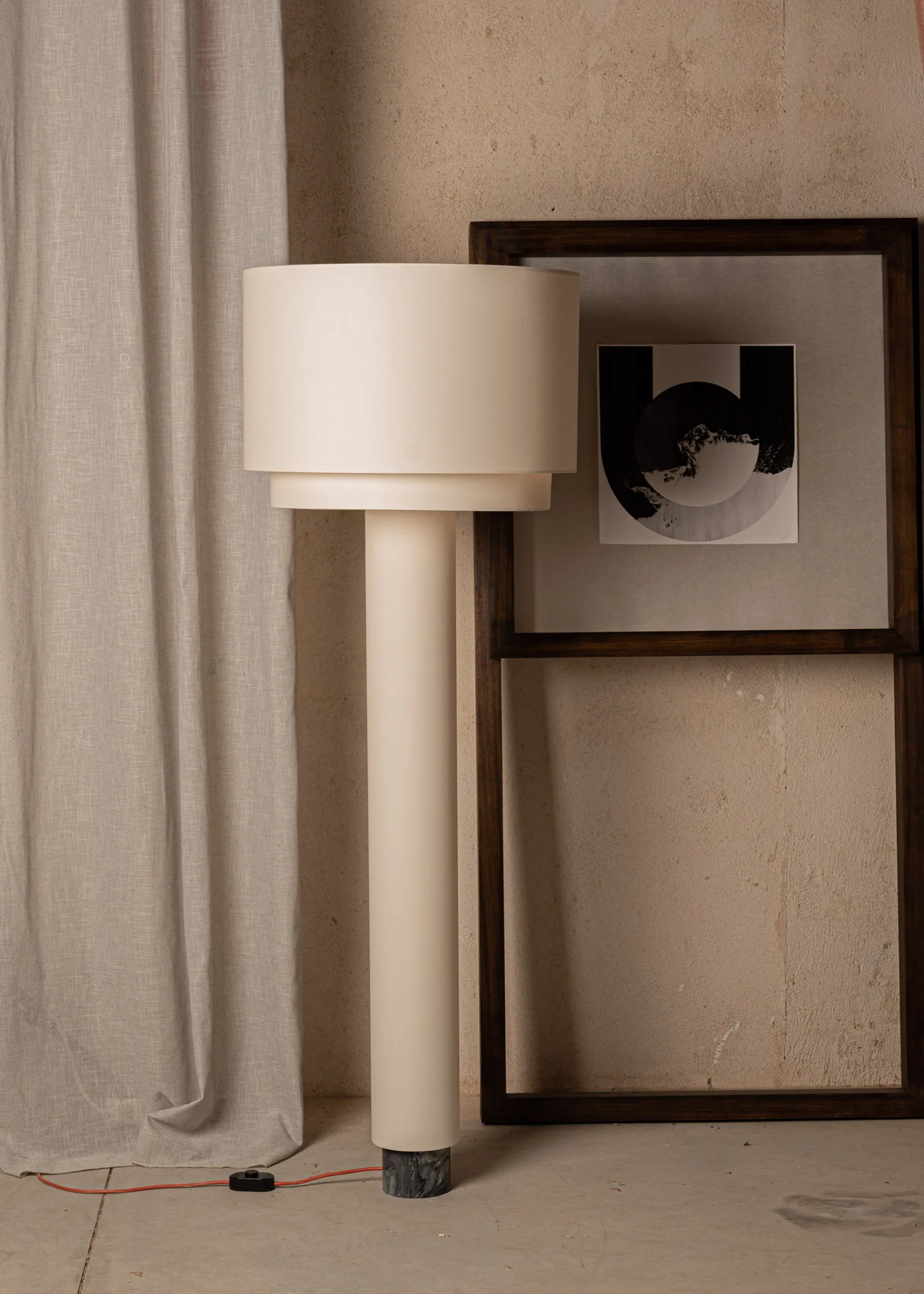 Lampa podłogowa KOLUMNO beżowy z czarnym marmurem - Image 5