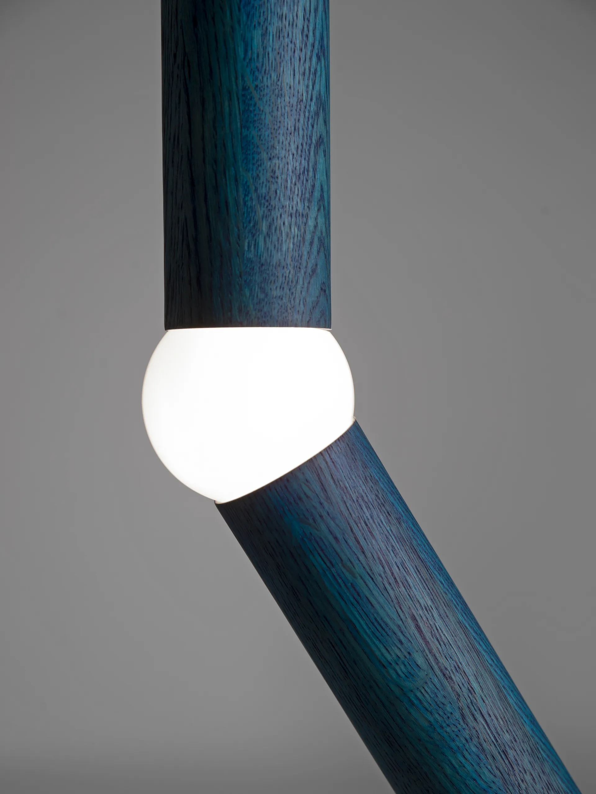 Lampa podłogowa LIGHTBONE niebieski dąb - Image 2
