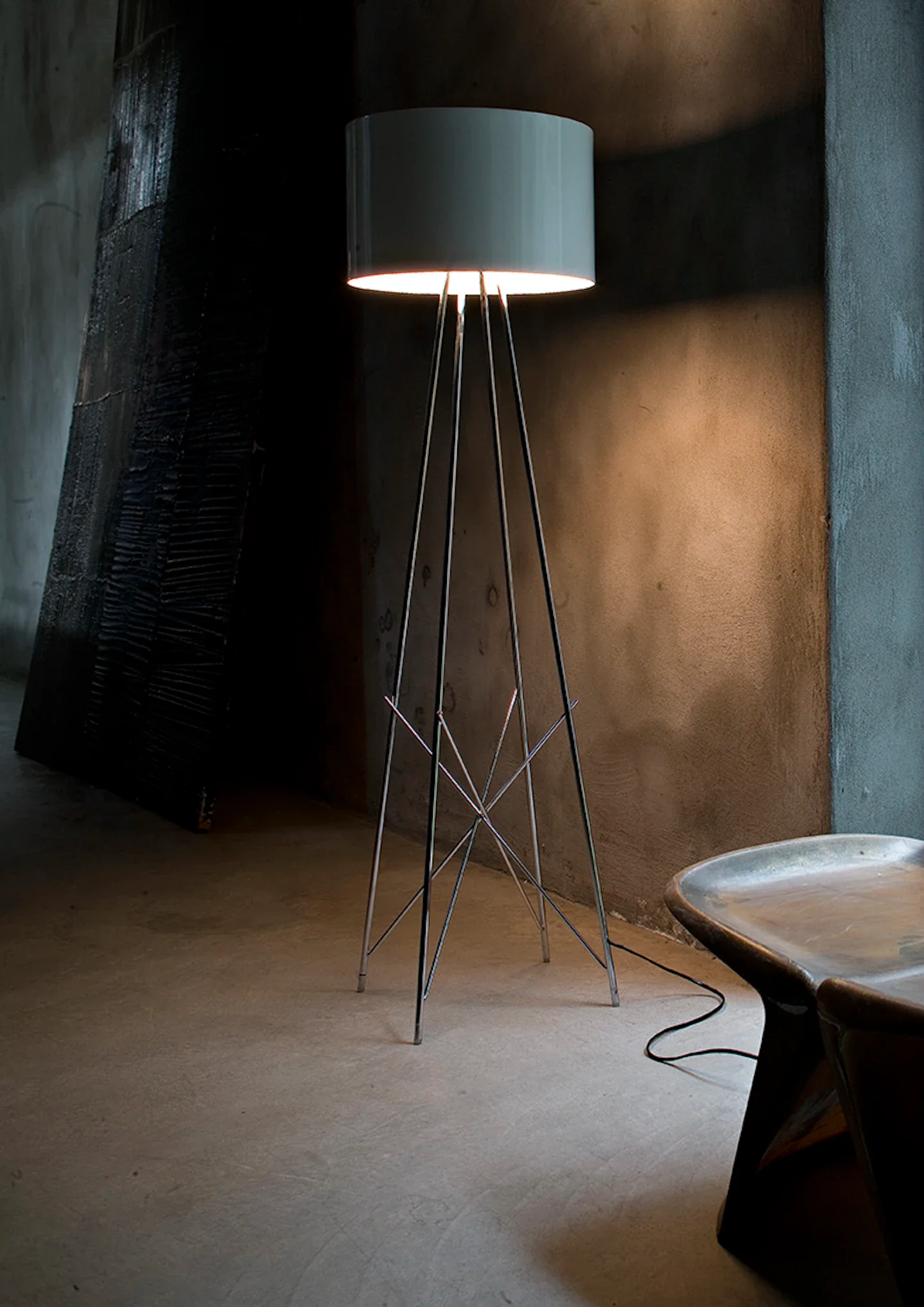Lampa podłogowa RAY szkło z metalową podstawą - Image 3