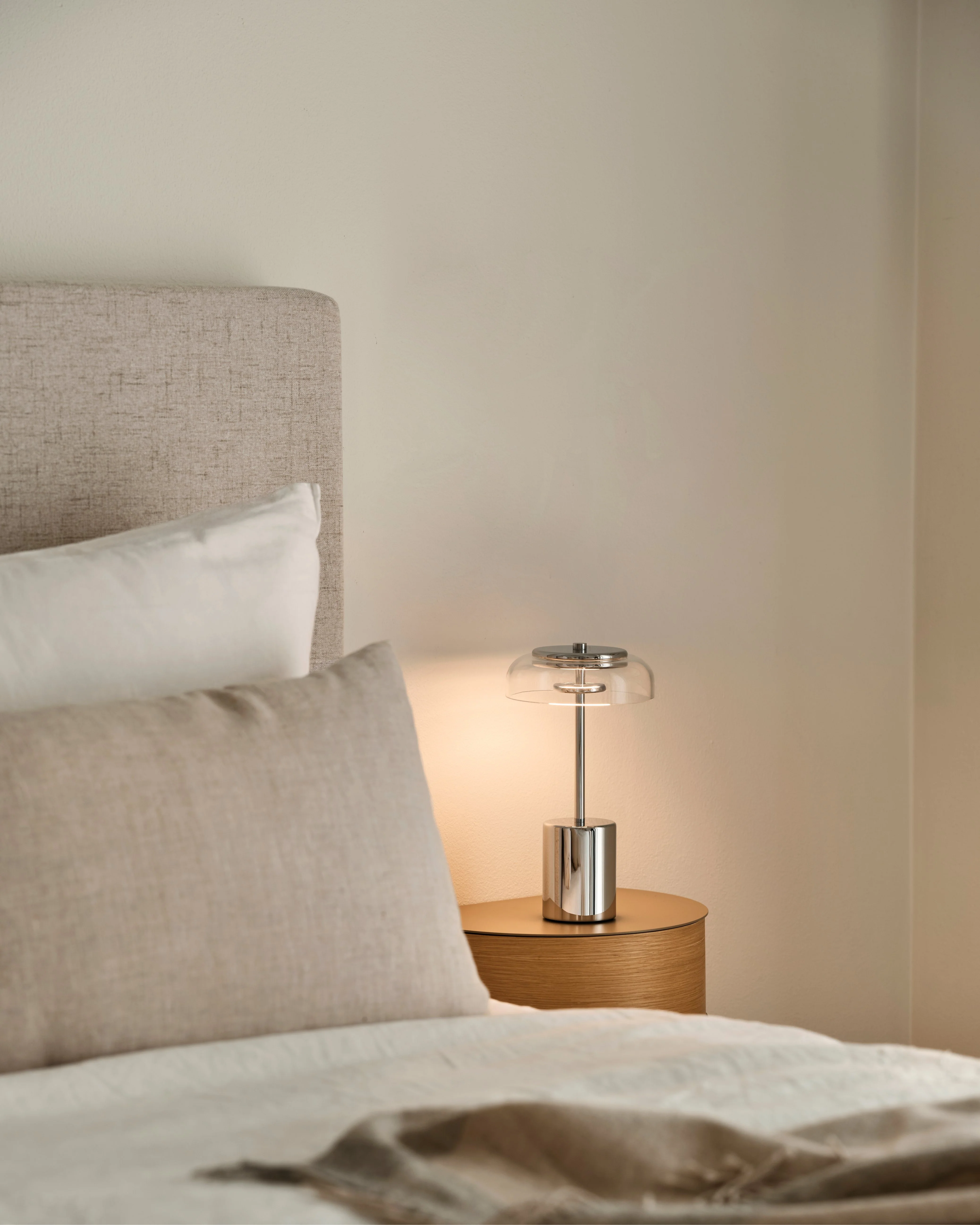 Lampa przenośna BLOSSI srebrny z transparentnym szkłem - Image 3