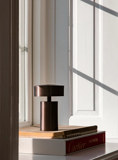 Lampa przenośna COLUMN brązowe aluminium - Image 7