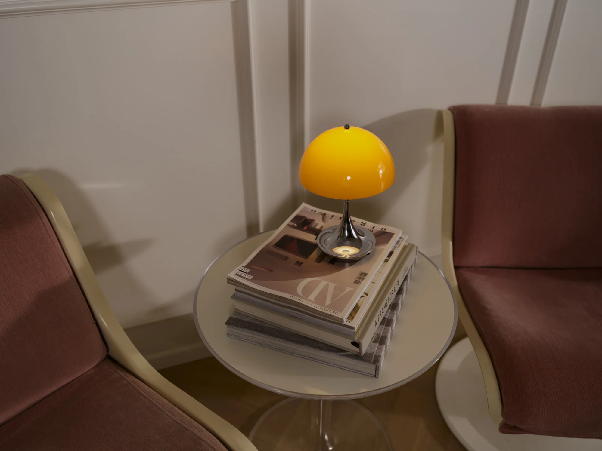 Lampa przenośna PANTHELLA 160 pomarańczowy z chromowaną podstawą - Image 6