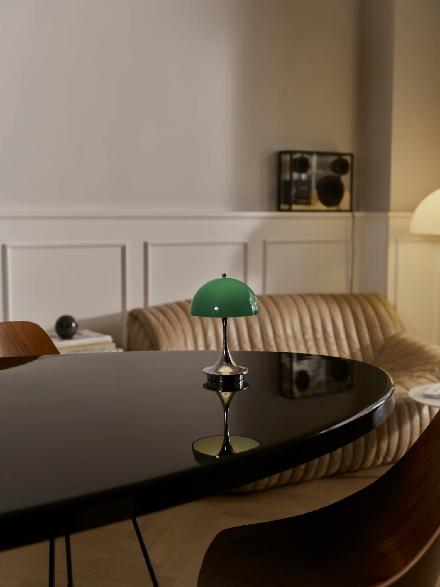 Lampa przenośna PANTHELLA 160 zielony z chromowaną podstawą - Image 7