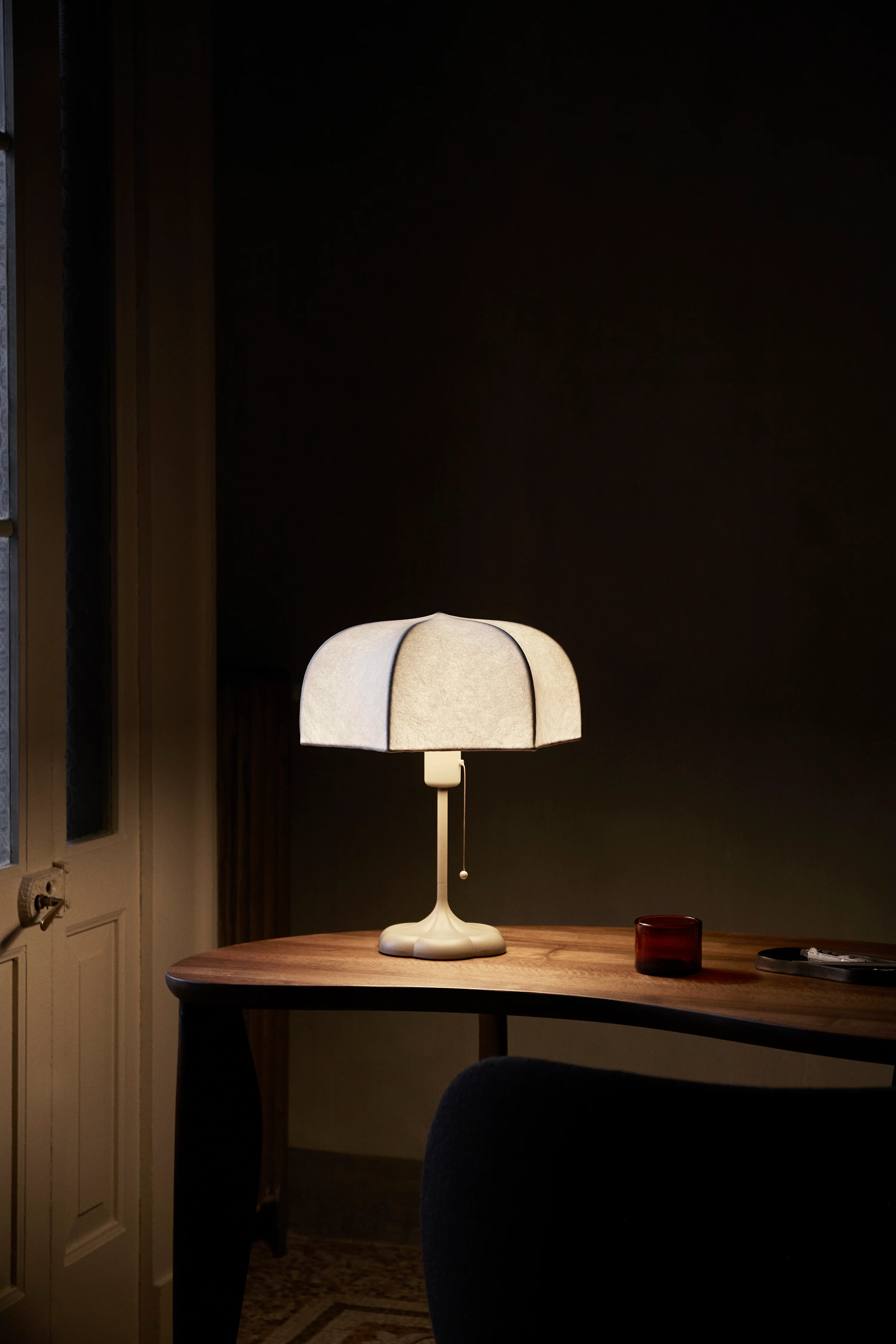 Lampa stołowa POEM biały z beżową podstawą - Image 2