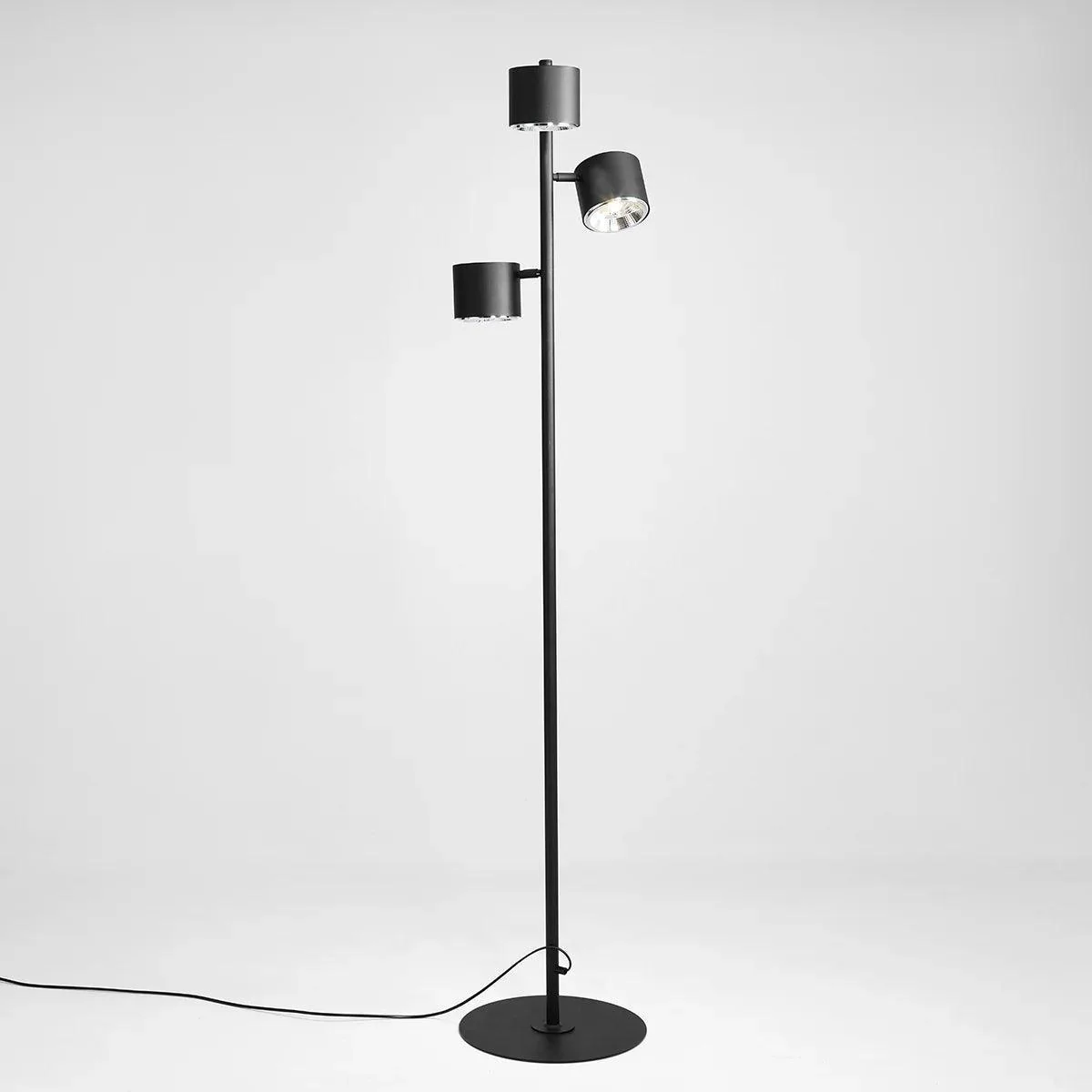 Lampa podłogowa BOT czarny - Image 5