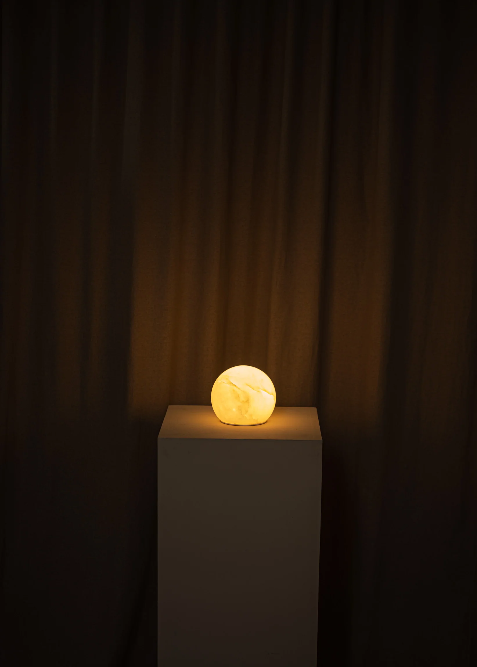 Lampa przenośna AUGURISTO biały alabaster - Image 8