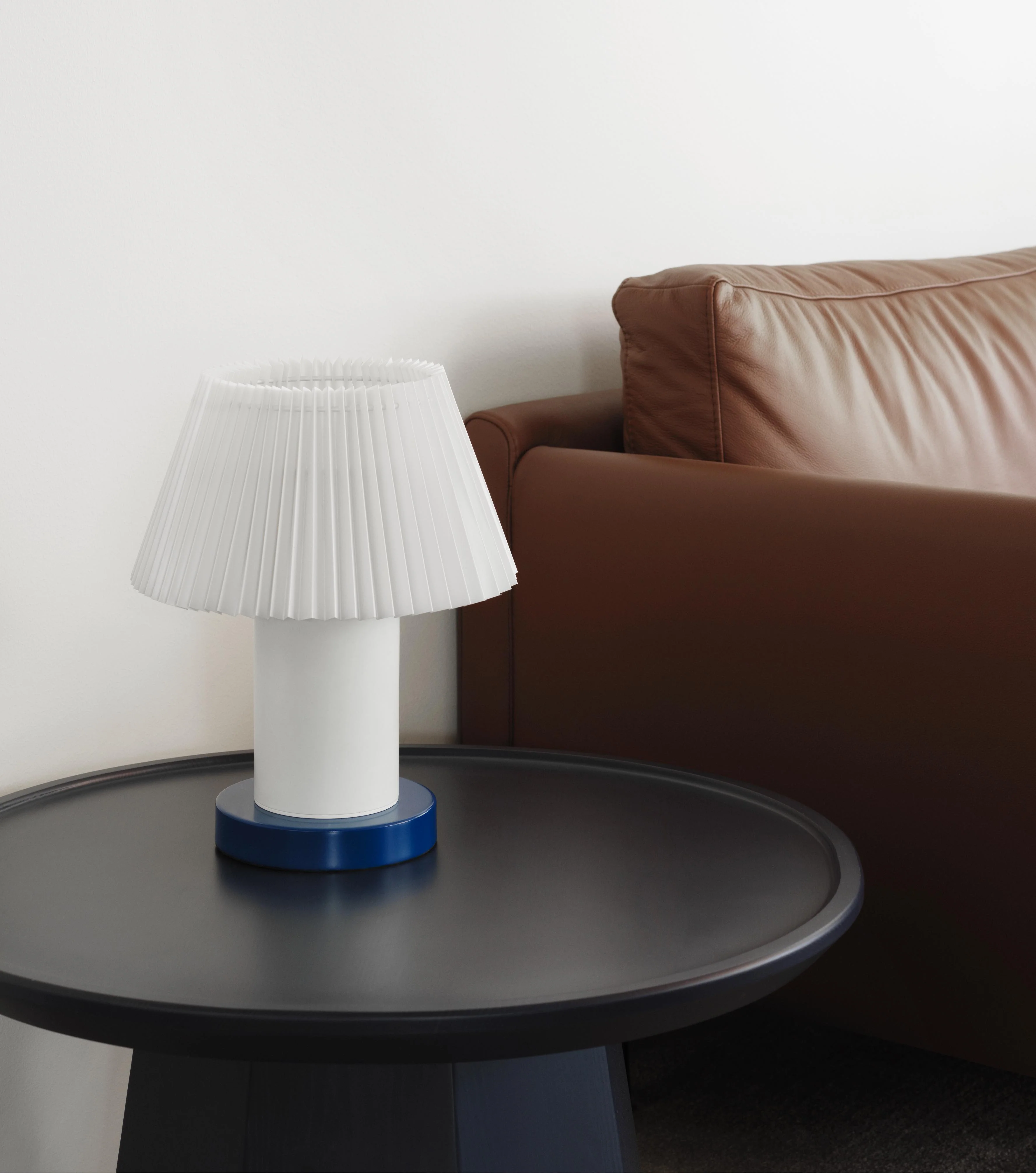 Lampa stołowa CELLU biały z niebieską podstawą - Image 7
