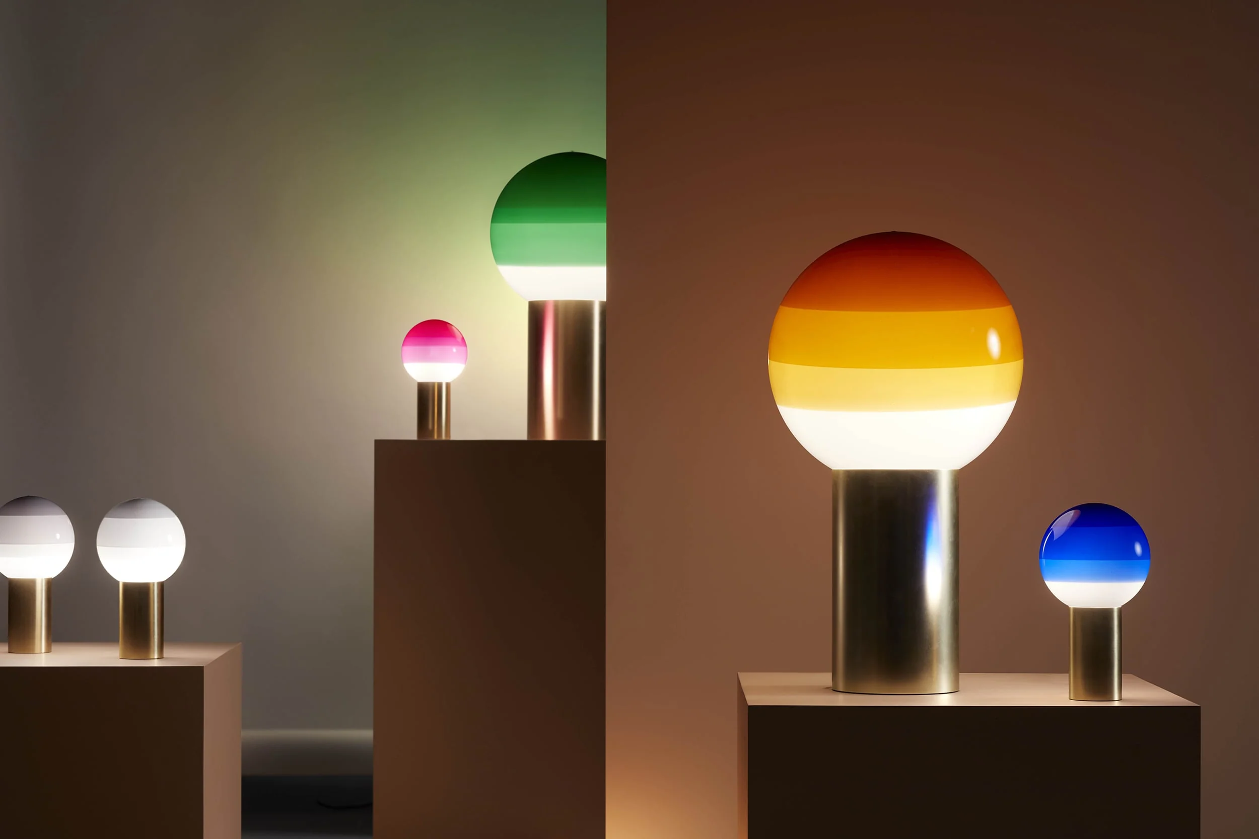 Lampa stołowa DIPPING burgundowy ze złotą podstawą - Image 4