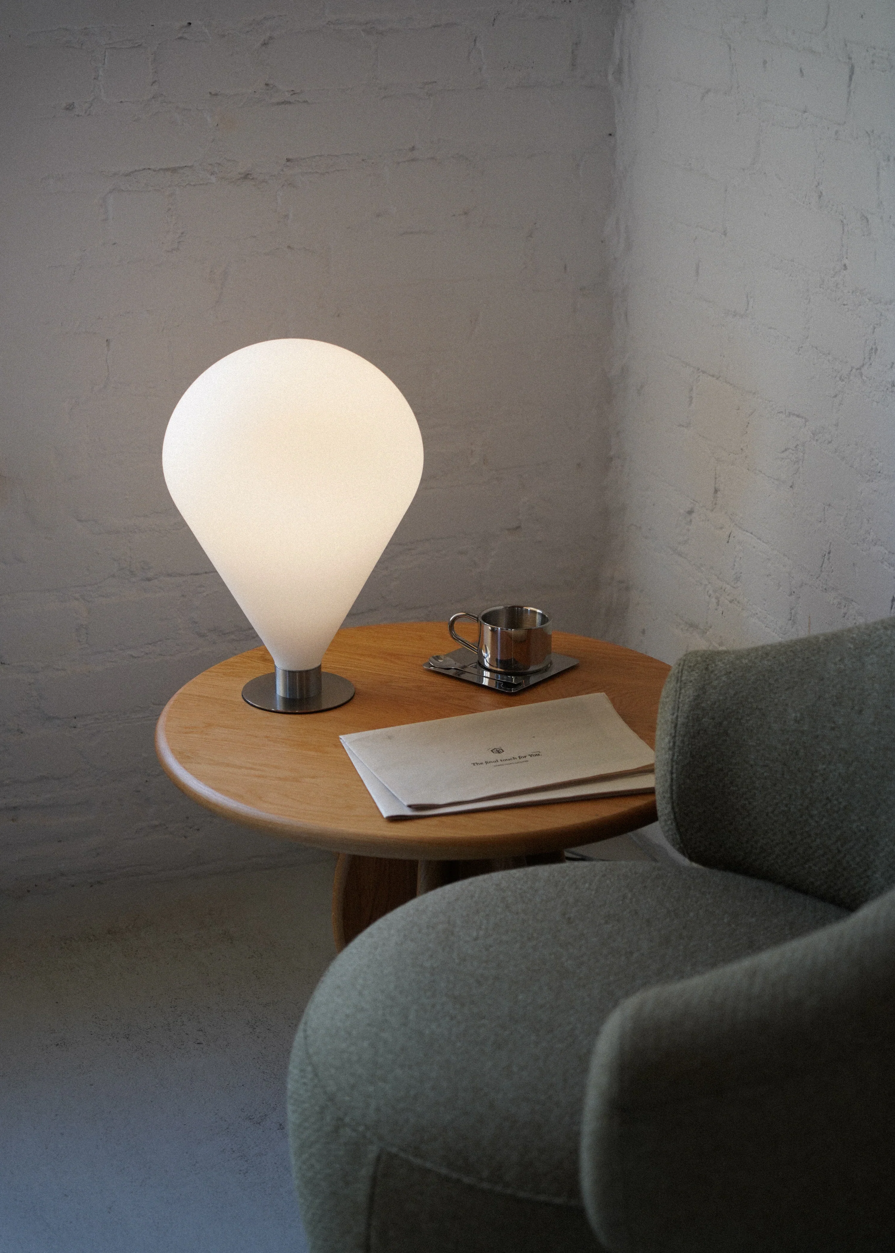 Lampa stołowa ELY biały klosz ze srebrną podstawą - Image 3