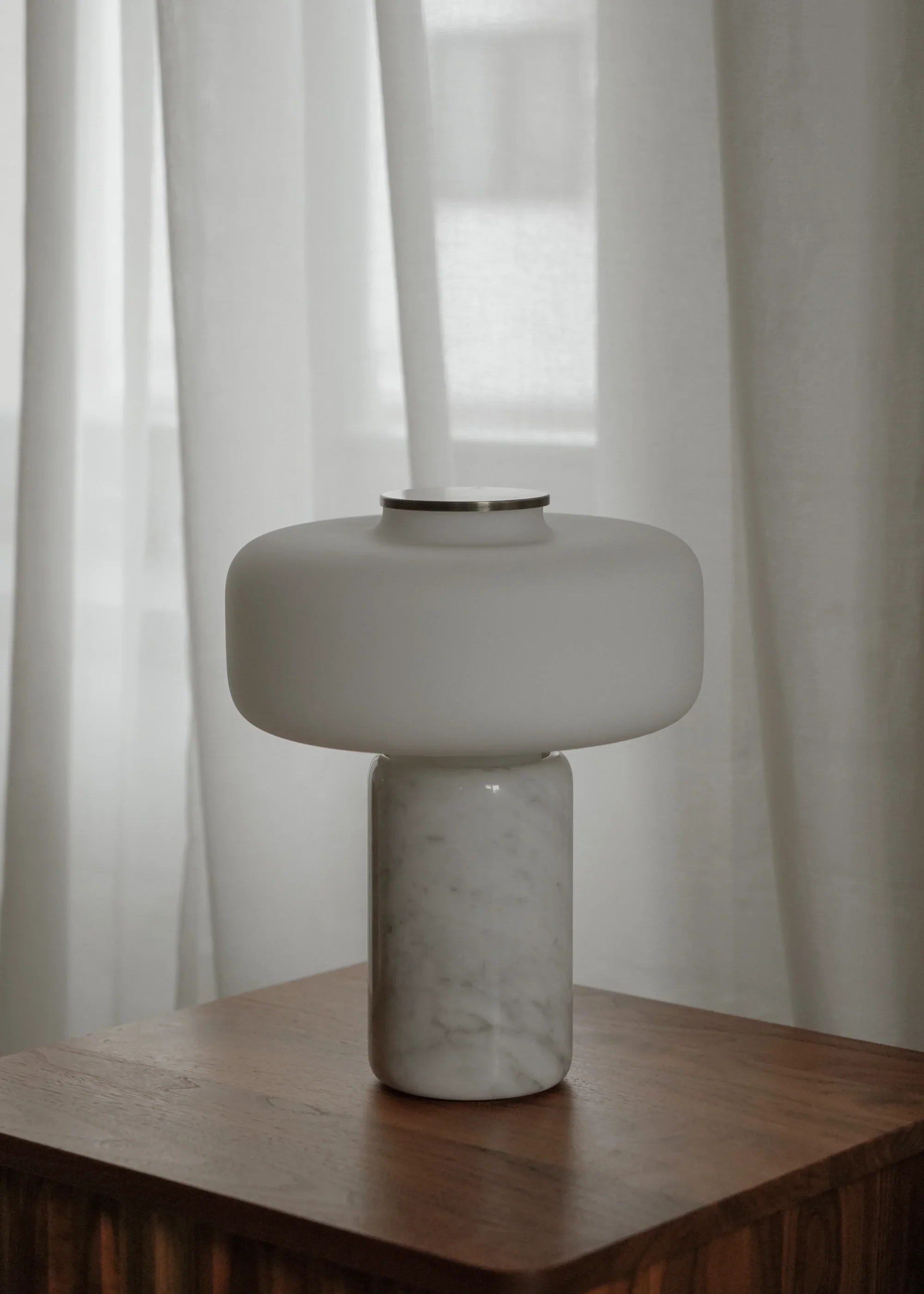Lampa stołowa FONTE biały marmur - Image 8