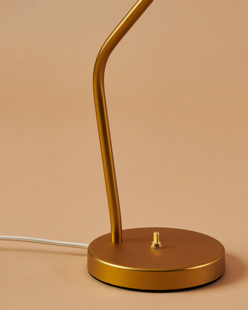 Lampa stołowa GRÄSHOPPA czarny błyszczący klosz ze złotą podstawą - Image 5