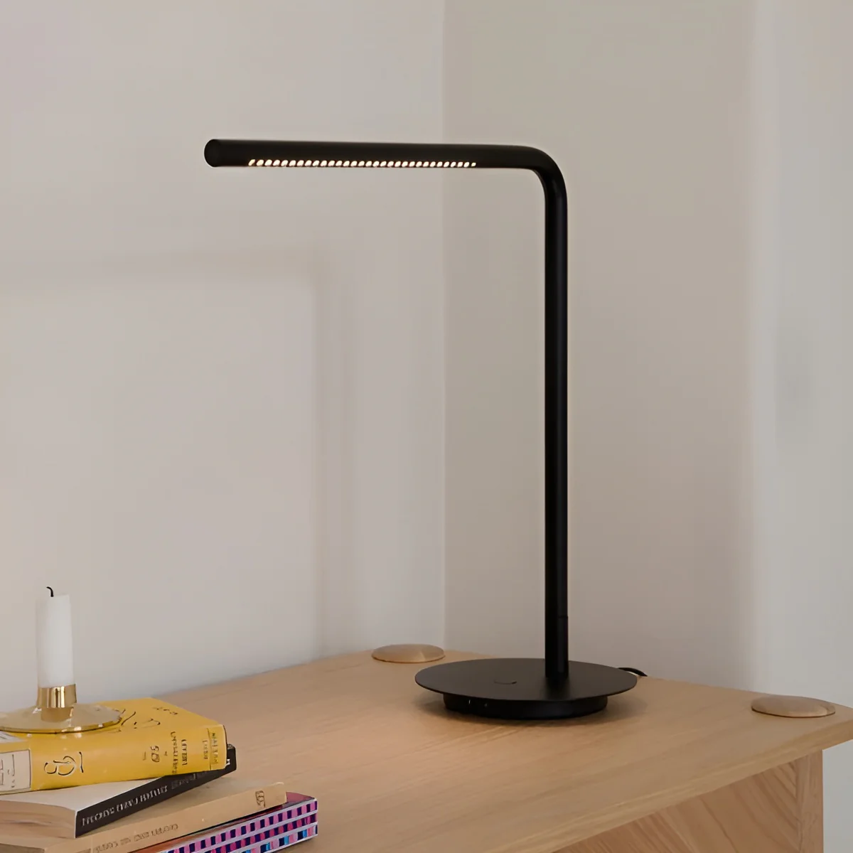 Lampa stołowa OMNI czarny - Image 7
