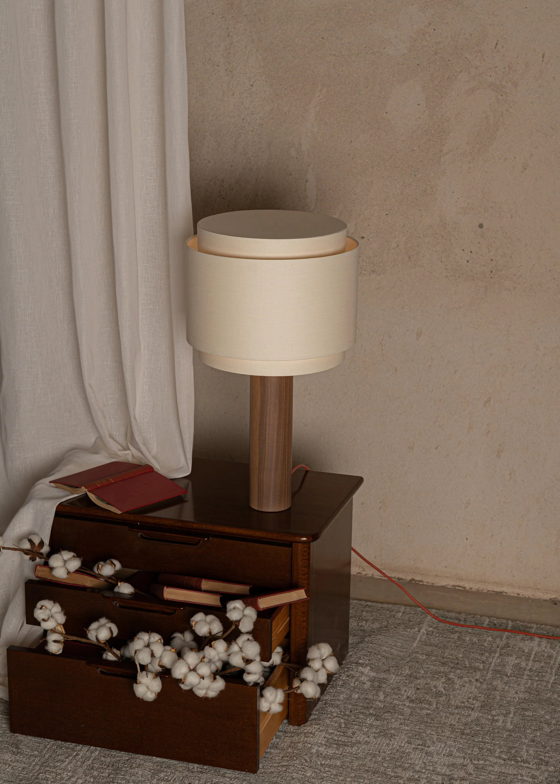 Lampa stołowa PIPO DUOBLE drewno orzechowe - Image 7