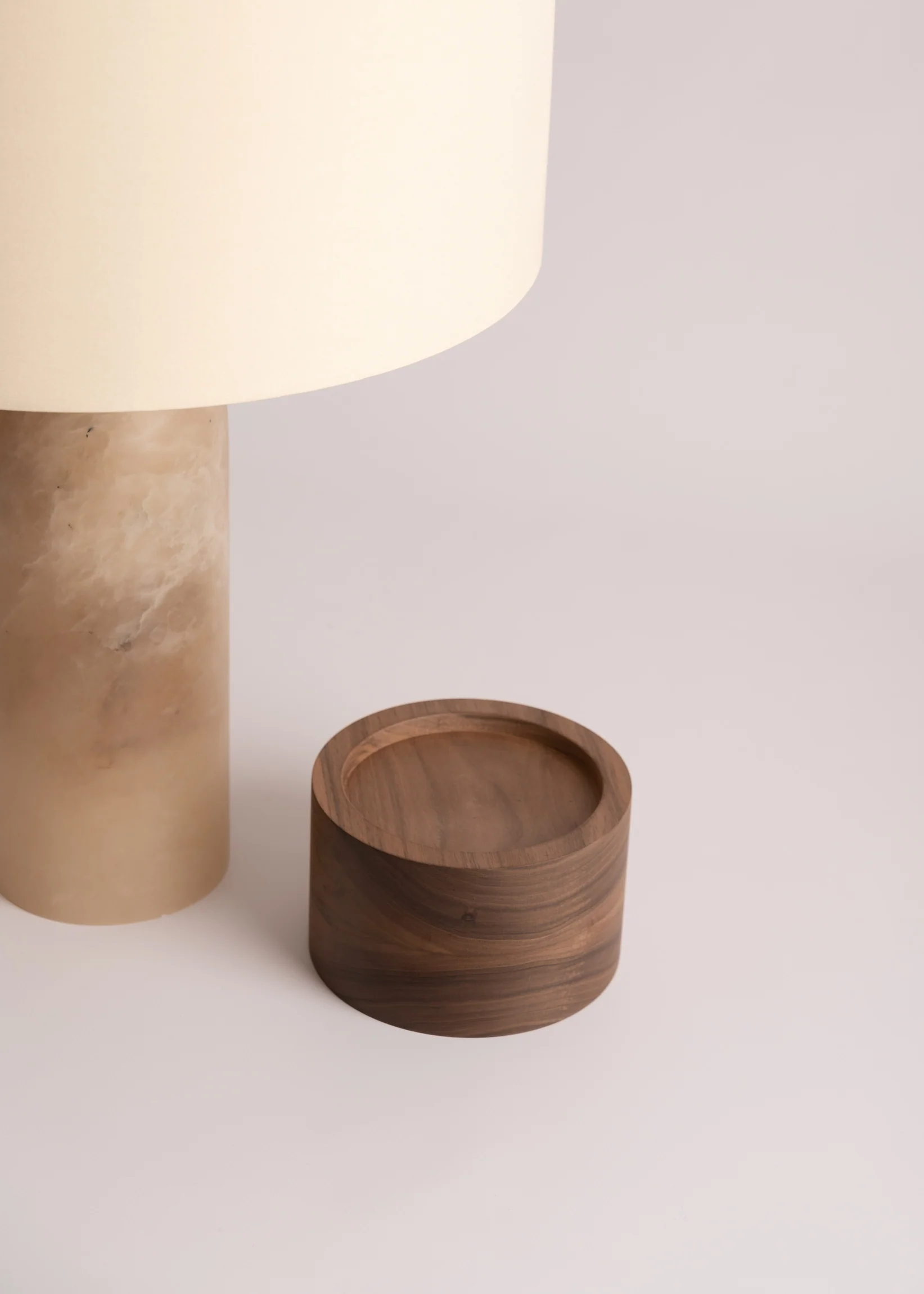 Lampa stołowa PURA KELO ciemny beżowy alabaster - Image 15