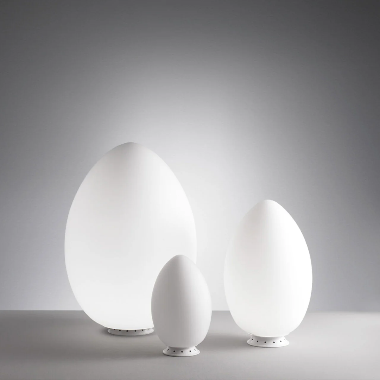 Lampa stołowa UOVO białe dmuchane szkło - Image 4