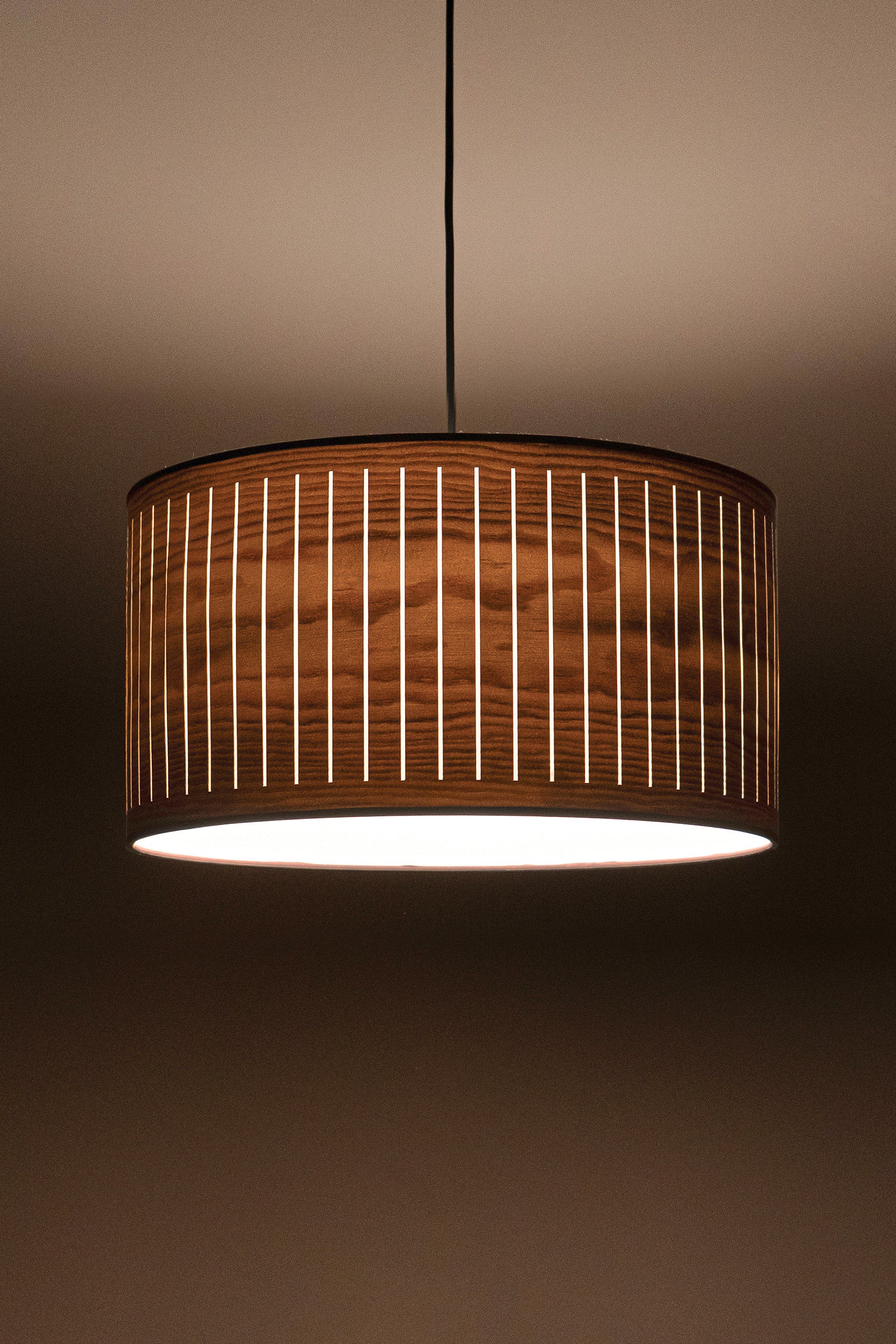 Lampa wisząca AUTUMN drewno orzechowe - Image 3
