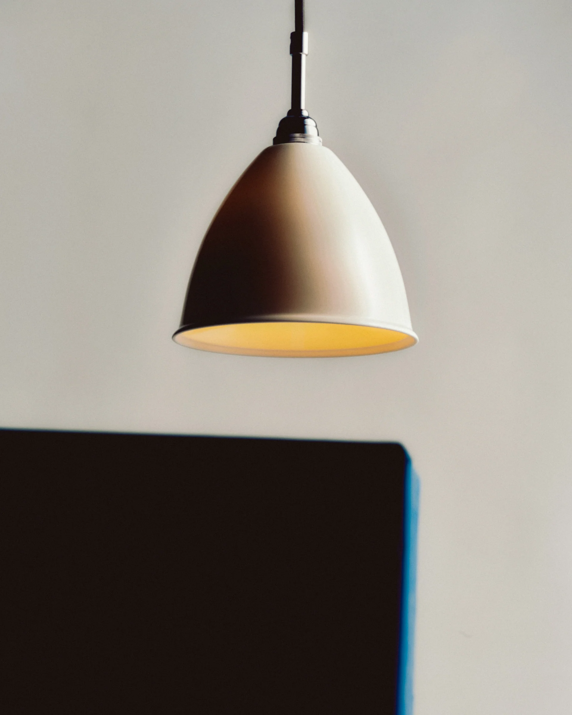 Lampa wisząca BESTLITE BL9 chrom z kremowym kloszem - Image 9