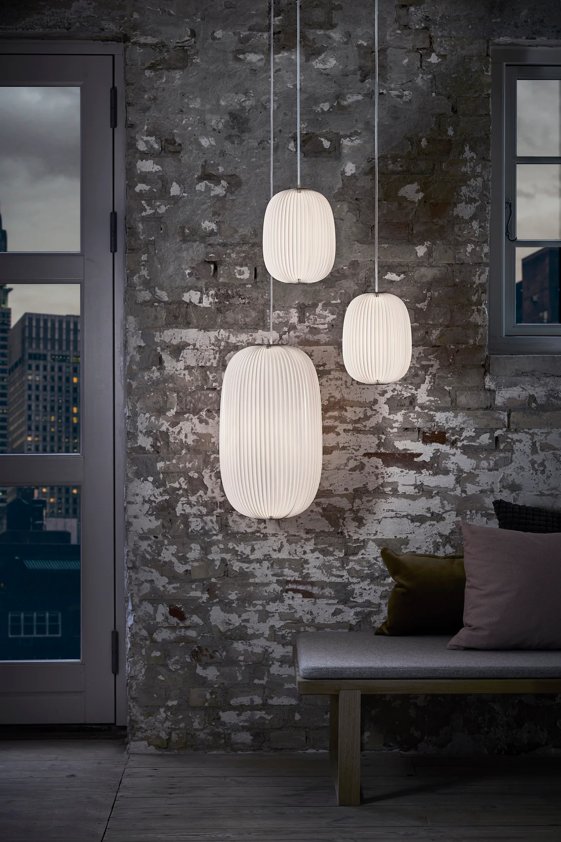 Lampa wisząca MODEL 133 LAMELLA 2 biały ze złotym wykończeniem - Image 5