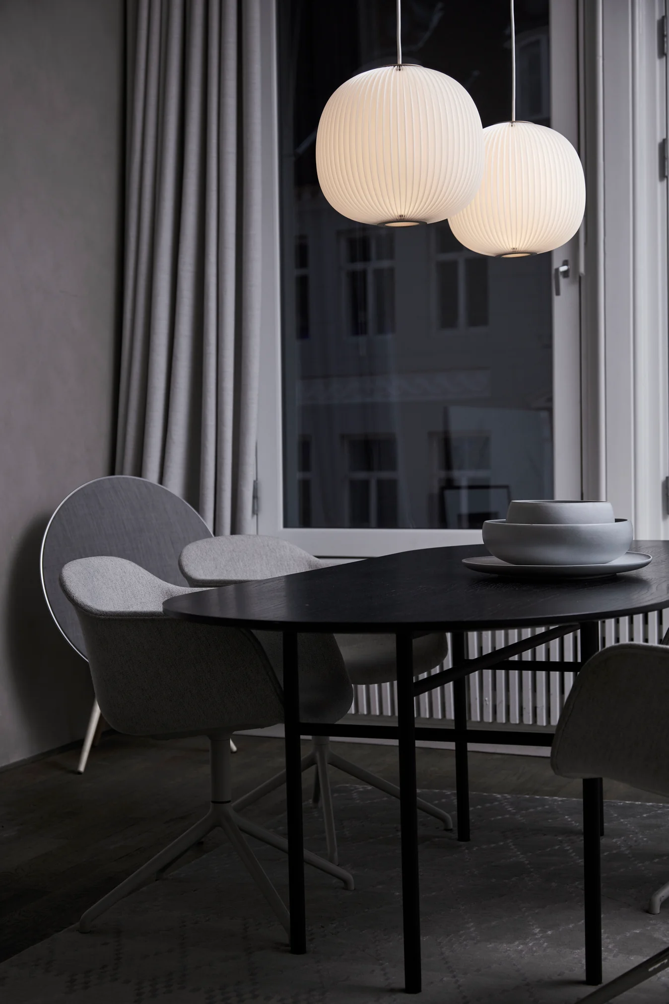 Lampa wisząca MODEL 134 LAMELLA 3 biały ze srebrnym wykończeniem - Image 2