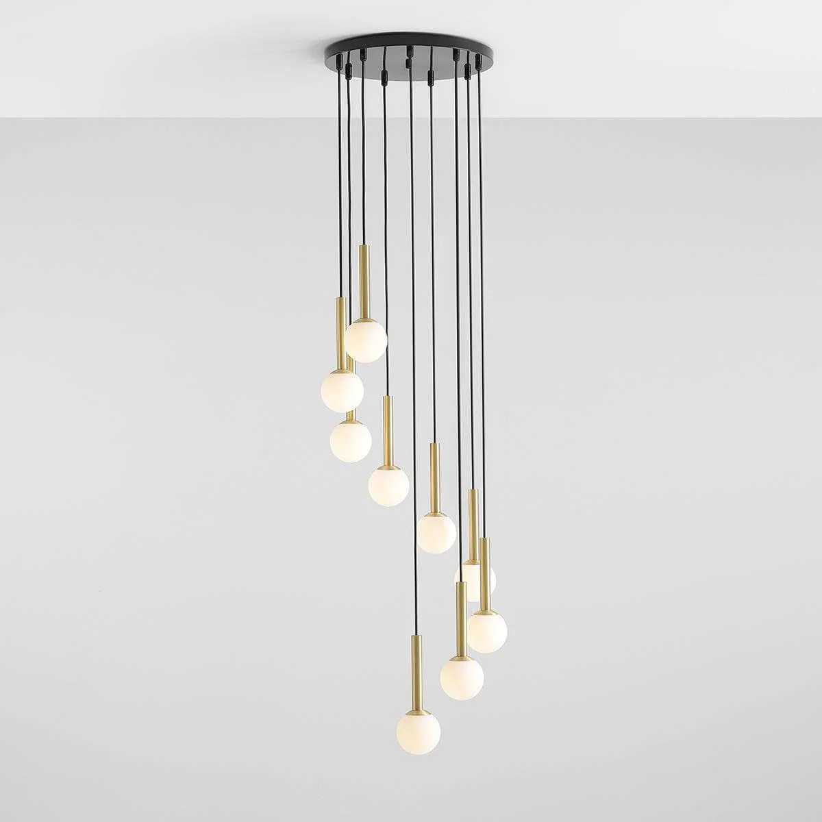 Lampa wisząca RIU GRAND czarny z mosiężnym wykończeniem - Image 6