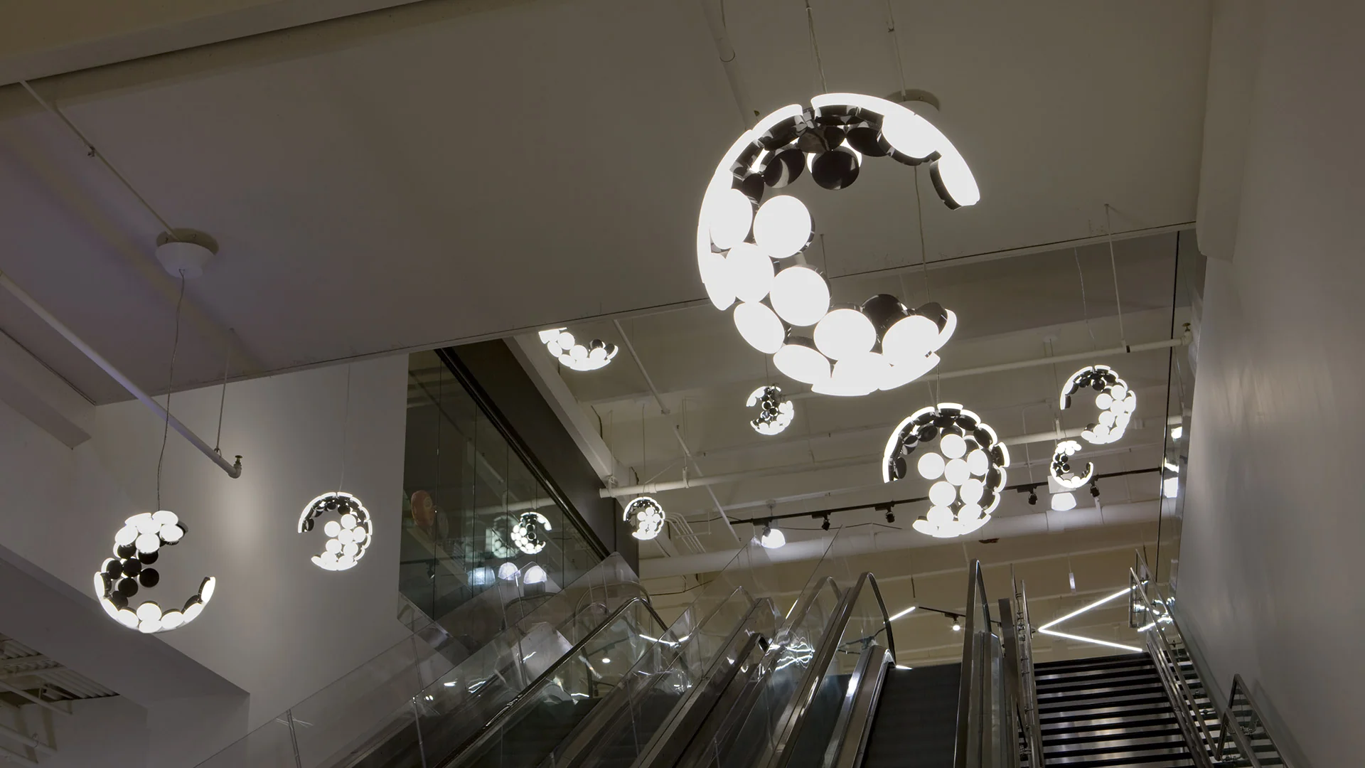 Lampa wisząca SCOPAS biały z czarnym - Image 2