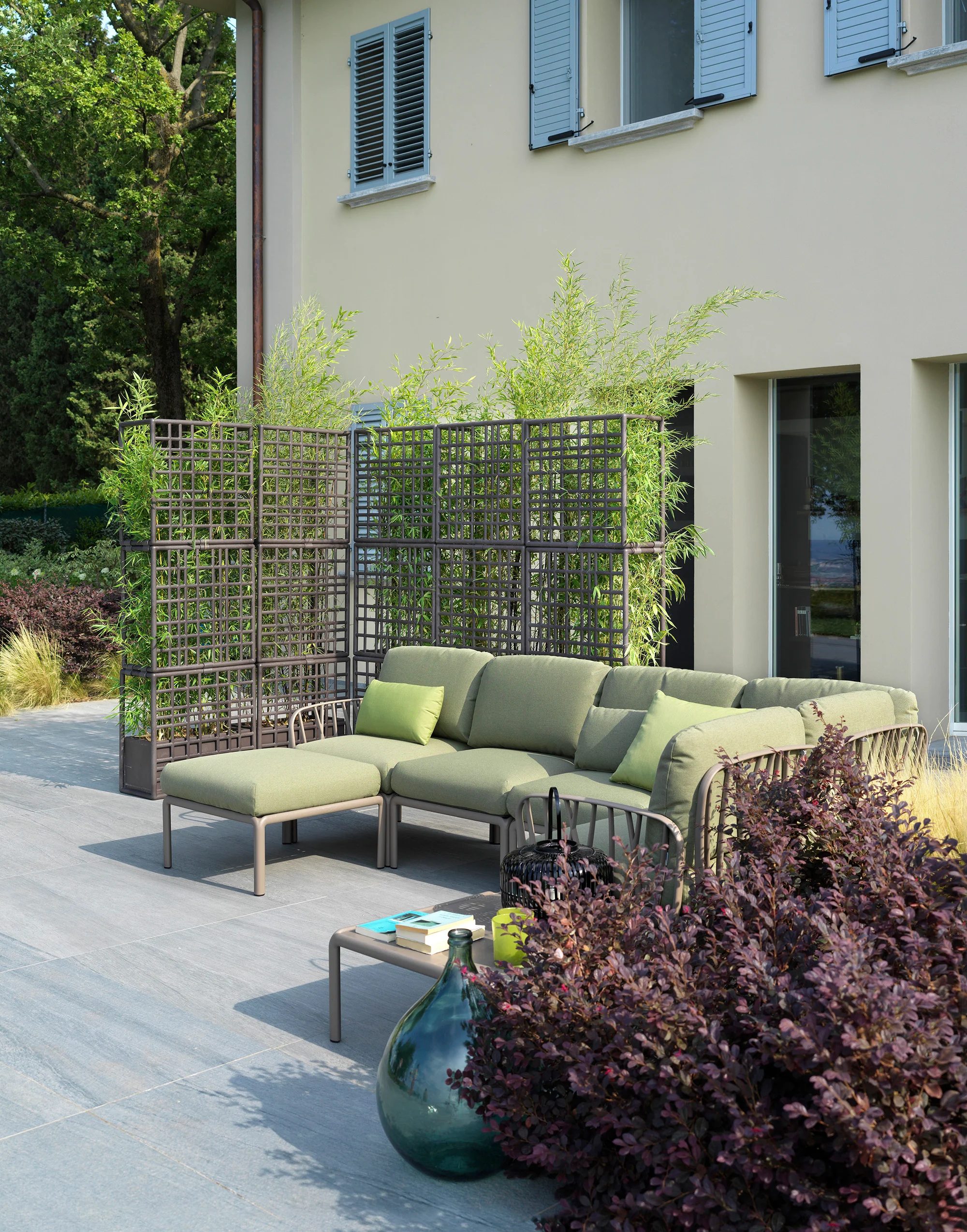Narożnik modułowy zewnętrzny KOMODO 5 ciemnozielony Sunbrella® z taupe podstawą - Image 19
