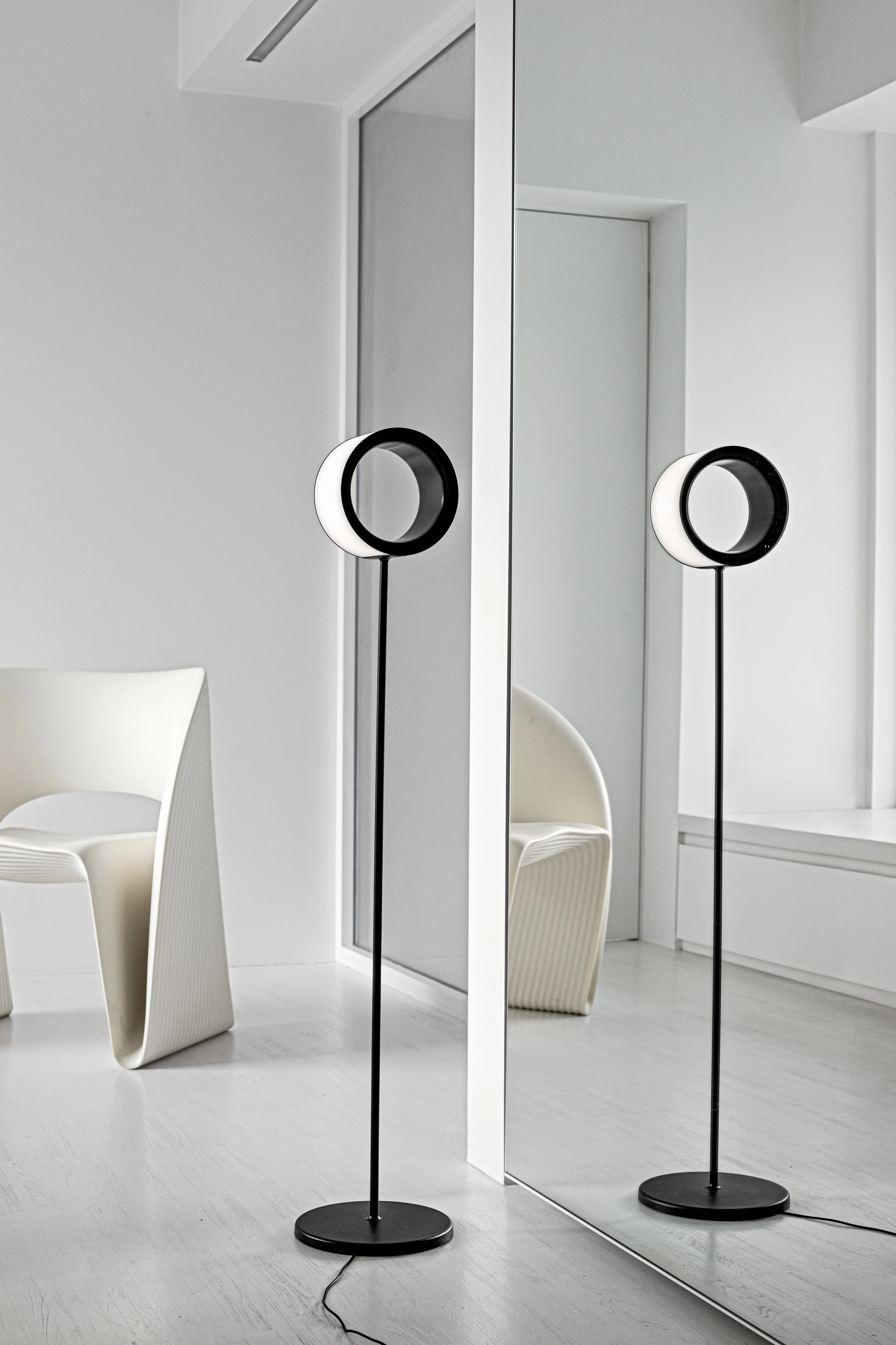 Fotel RAVIOLO biały - Image 2