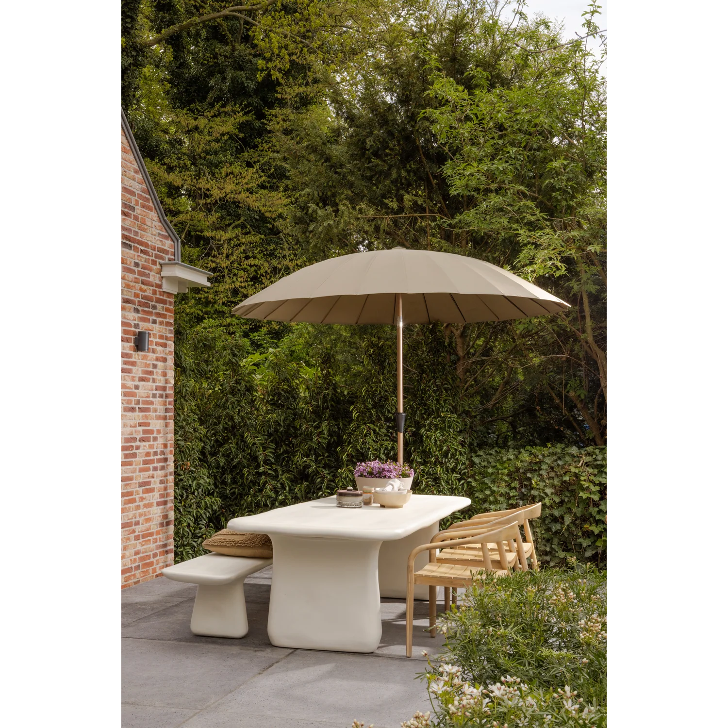 Parasol ogrodowy MONICA zielony z beżową podstawą - Image 2