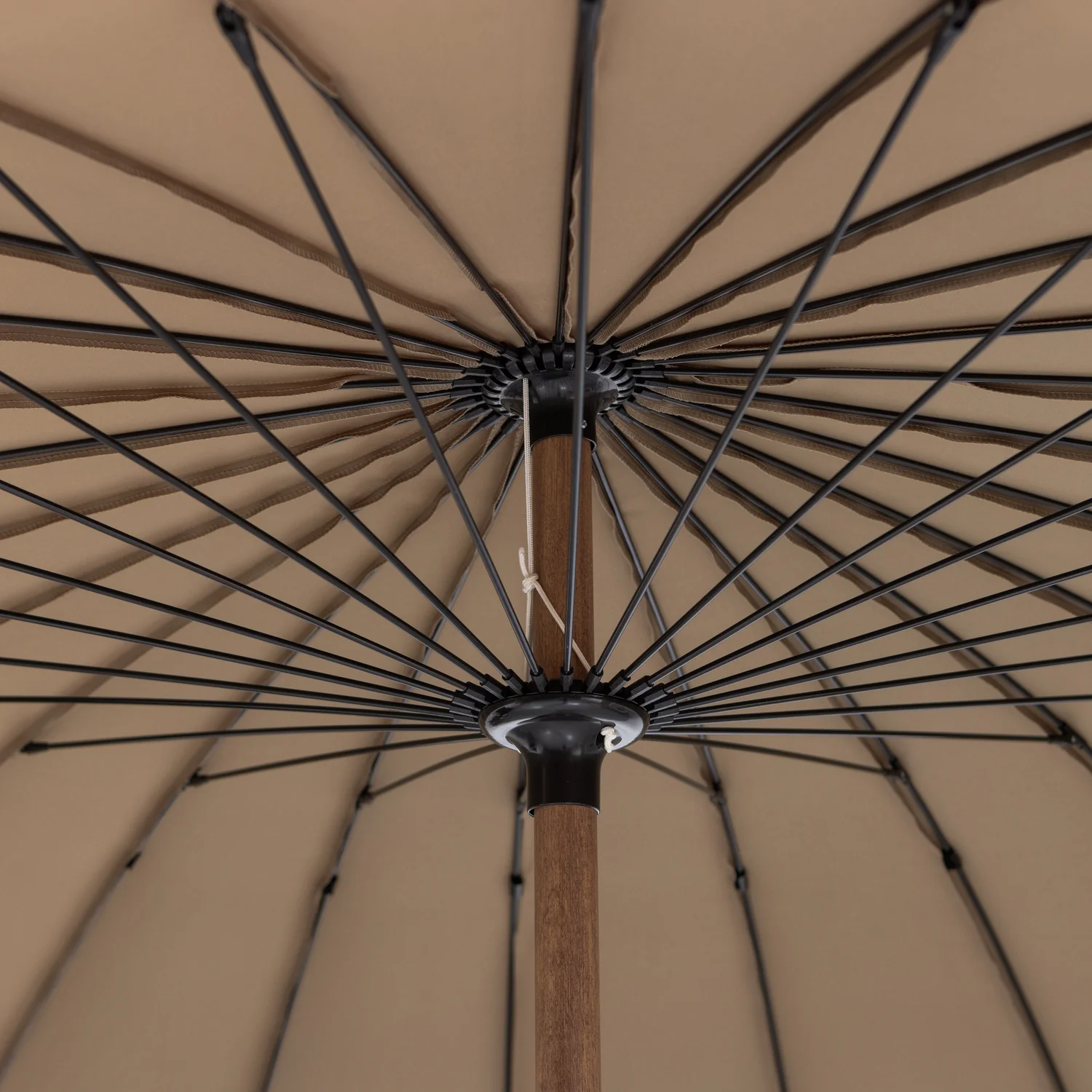 Parasol ogrodowy MONICA zielony z beżową podstawą - Image 6