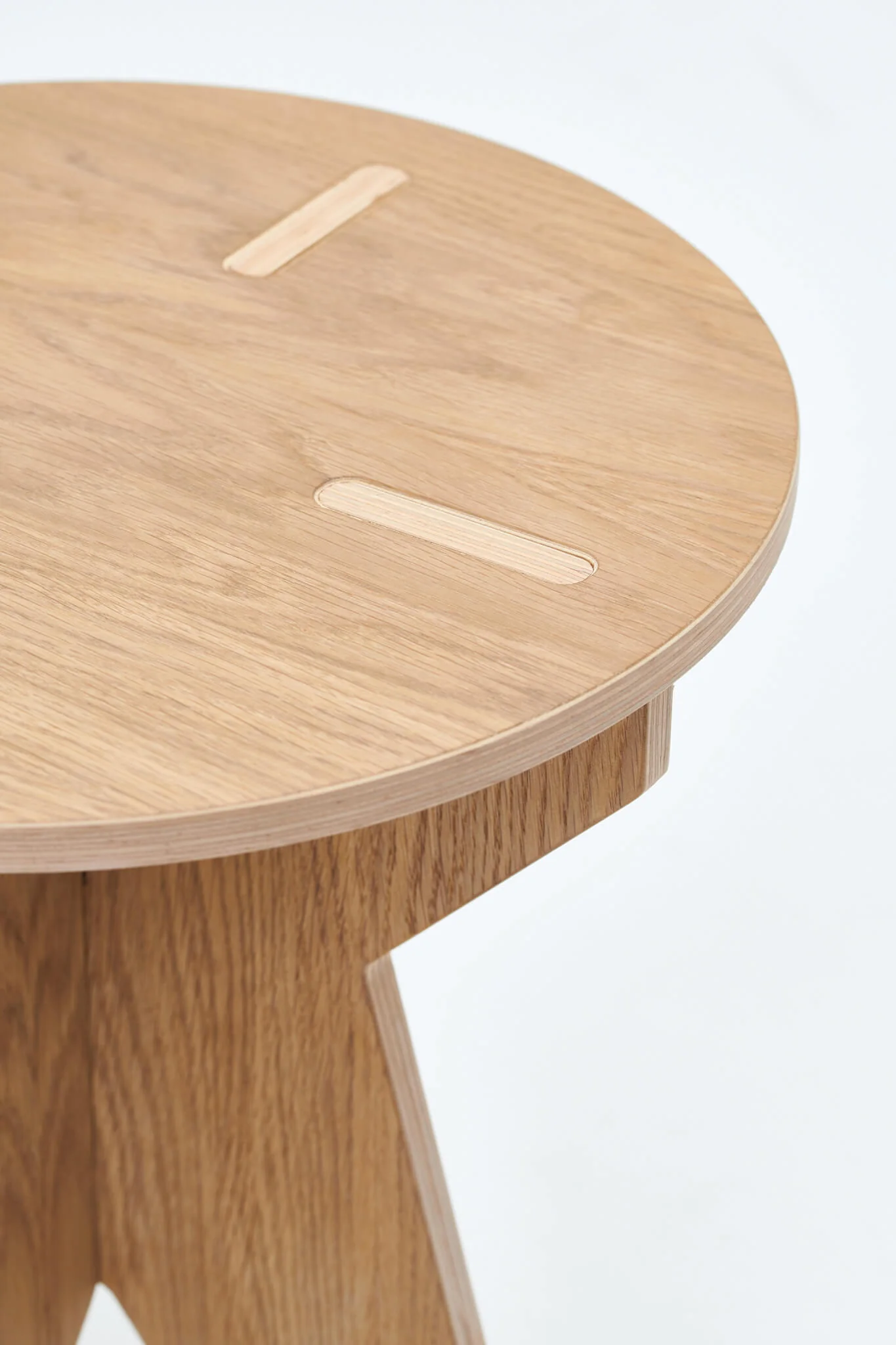Stołek ST STOOL fornir dębowy - Image 2