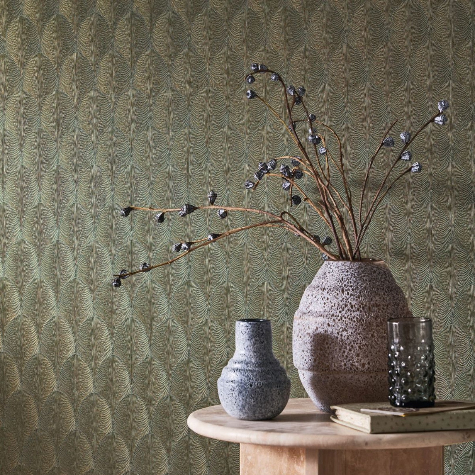 Tapeta metaliczna z geometrycznym wzorem TOURMALINE - VERT DE GRIS szaro-zielony - Image 4