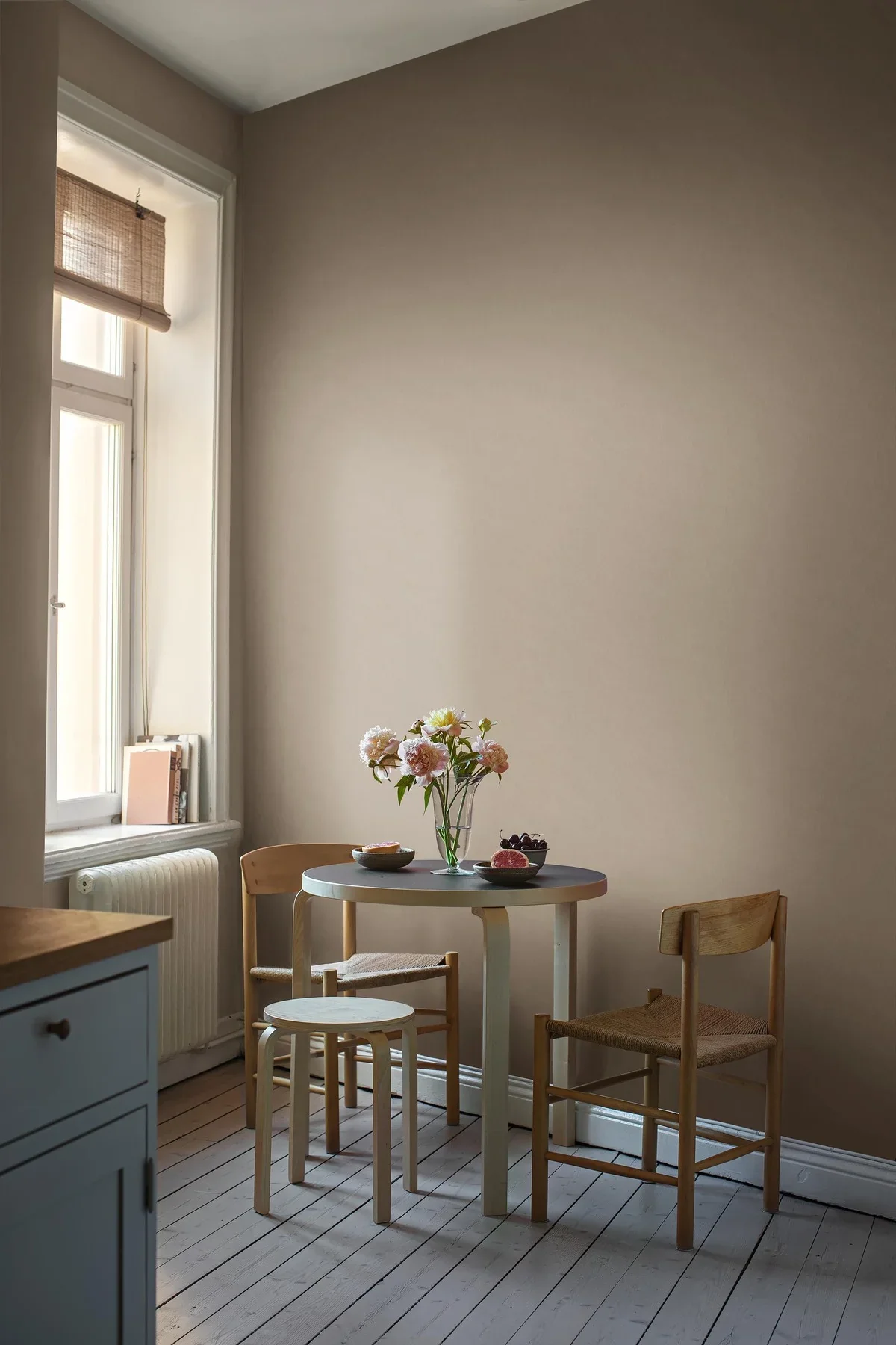 Tapeta strukturalna imitująca len LINEN - GOLDEN LINEN złoty beżowy - Image 2