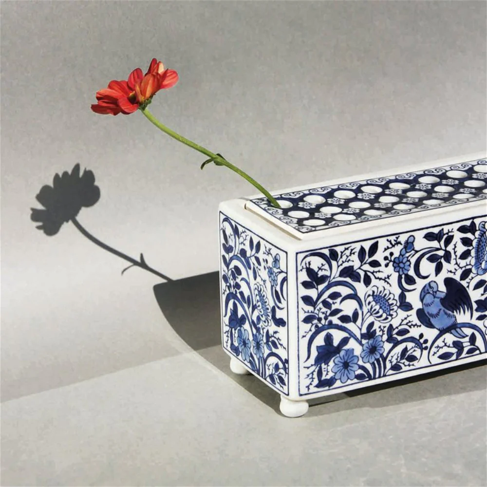 Wazon FLOWERBRICK biały z niebieskim - Image 2