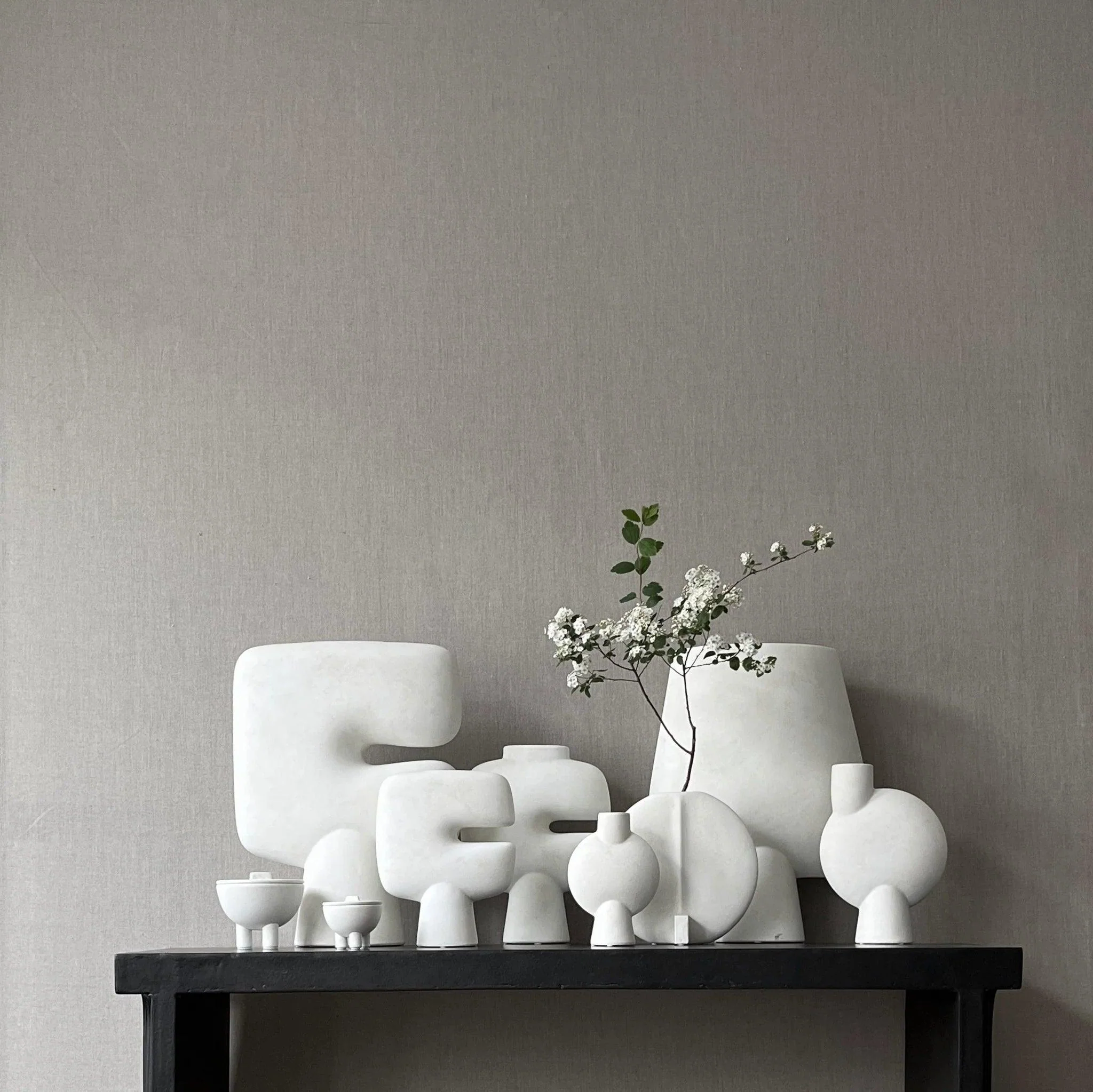 Wazon GUGGENHEIMA biały - Image 5
