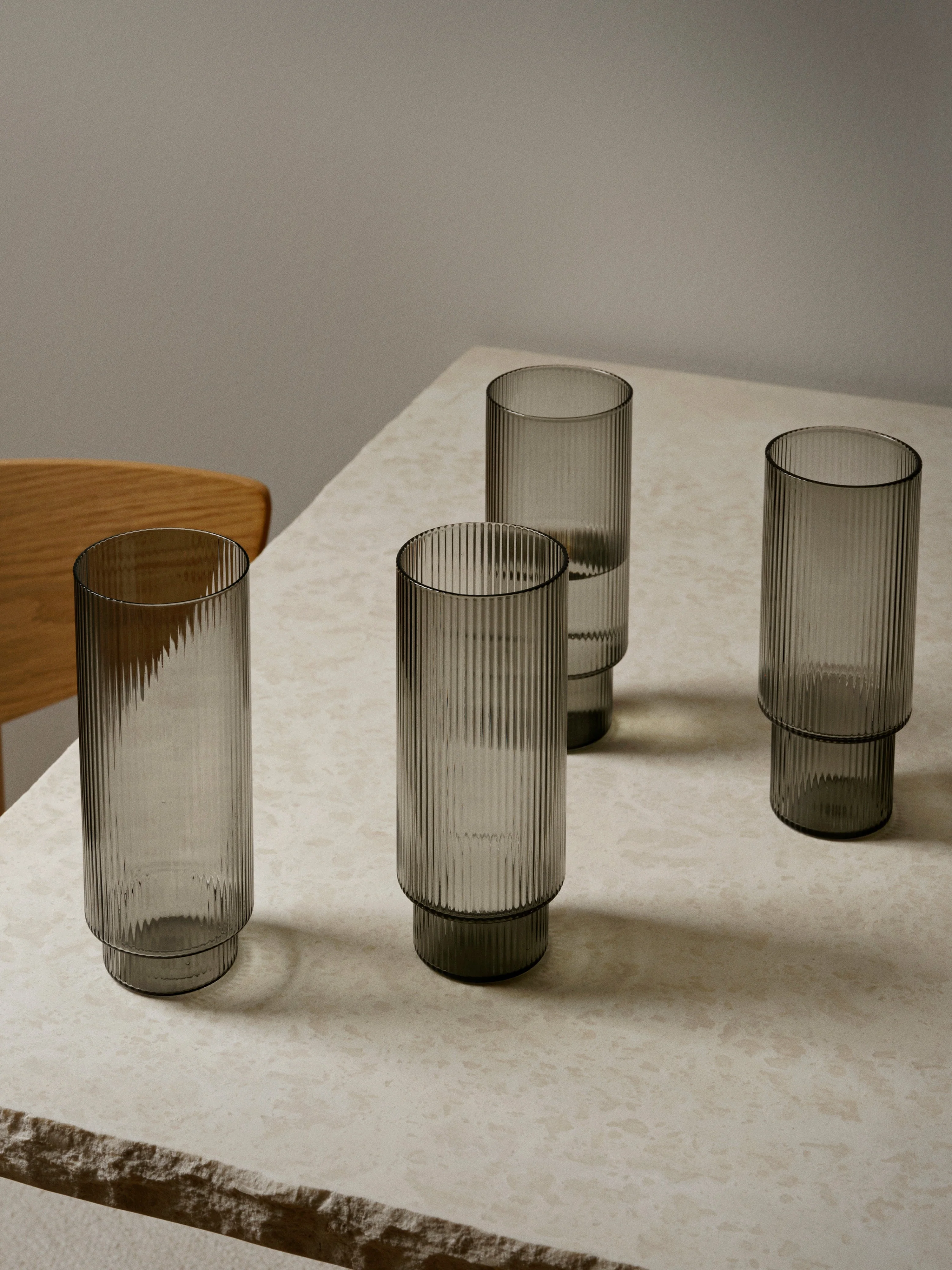 Zestaw szklanek do koktajli RIPPLE LONG DRINK dymione szkło - Image 3